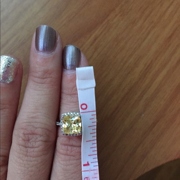 Beautiful ring! - Picture 4 of 4